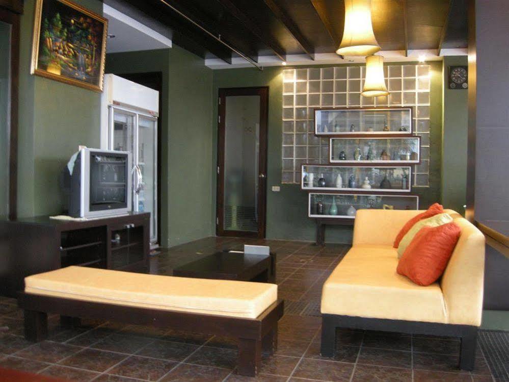 Oyo 244 Roar Inn Patong Εξωτερικό φωτογραφία